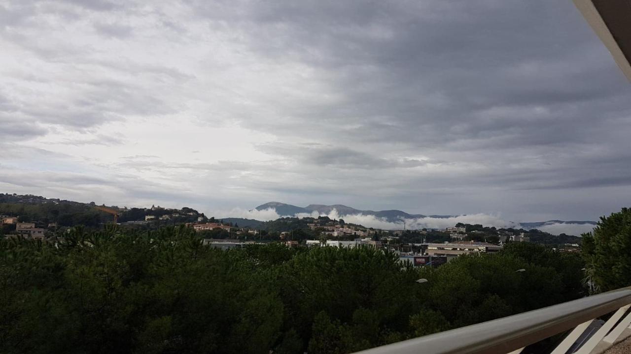 Lovely Apartment In Marina Baie Des Anges- Baronnet - Sew View, Free Parking Spaces On Site, Restaurants, Beach, Supermarket Villeneuve-Loubet Exterior foto